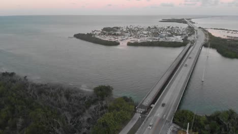 Los-Cayos-De-Florida-Ohio-Key-Rv-Cámping-Viajes-Autocaravana-Alquileres-Vacaciones-Destino-Tropical-Puesta-De-Sol-Drone-Aéreo