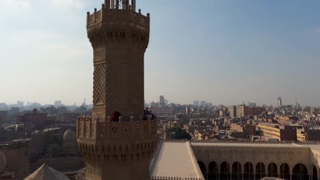 Sultan-al-Mu'ayyad-Mosque-and-minaret-in-old-Cairo-City,-Egypt