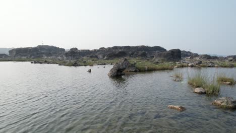 Aerial-drone-shot-of-river-Narmada-in-Vadodar,-India