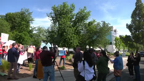 protestors-stage-at-city-hall