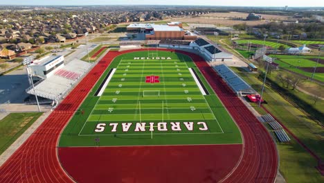 Imágenes-Aéreas-Del-Campo-De-Fútbol-De-La-Escuela-Secundaria-Melissa-Cardenals-En-Melissa-Texas