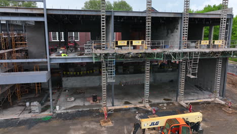 Aerial-rising-shot-of-construction-site