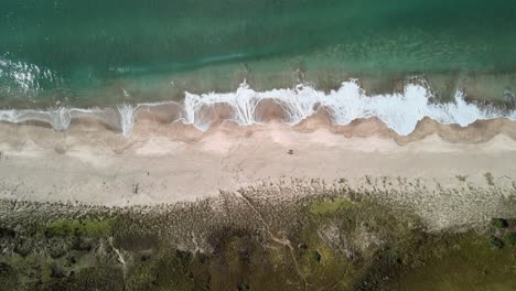 Hahei-beach-famously-known-for-its-hot-water-seen-from-above