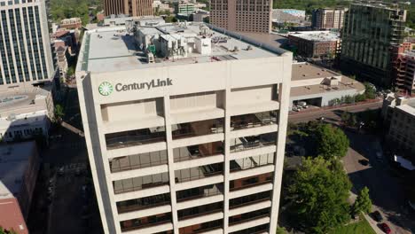 Orbiting-drone-shot-of-the-CenturyLink-building-in-Idaho