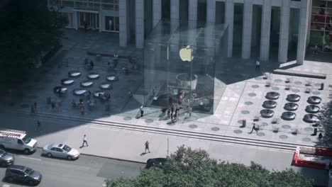 La-Tienda-Apple-De-La-Quinta-Avenida-En-La-Ciudad-De-Nueva-York