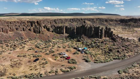 Orbiting-aerial-shot-of-the-basalt-columns-perfect-for-rock-climbing-at-Frenchman-Coulee