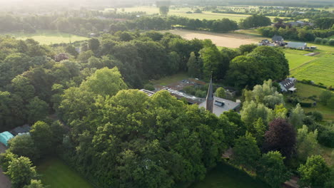 Scenic-Landscape-Of-Historic-Estate-Broekbergen-In-Driebergen-Rijsenburg,-Netherlands---aerial-drone-shot