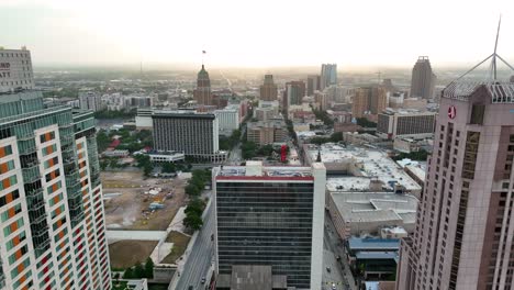 Marriott-Hotel-in-downtown-San-Antonio