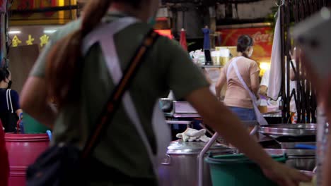 Michelin-Star-Streetfood-Verkäufer,-Der-Kway-Chap-Food-Auf-Der-Yaoearaj-Road-In-Chinatown-Kocht