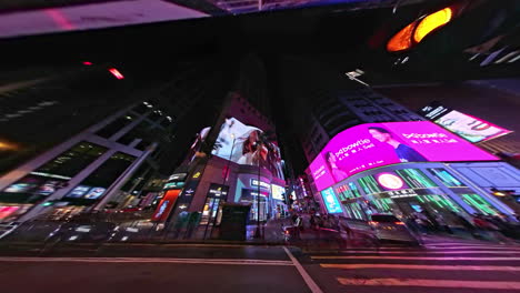 Centro-Financiero-Central-Hong-Kong-Vida-Nocturna-Lapso-De-Tiempo,-Luces-De-Neón-Y-Led