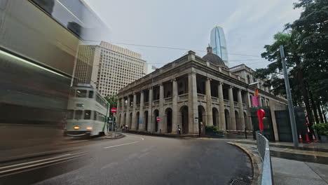 Tribunal-De-Apelación-Final-En-El-Edificio-De-Hong-Kong,-Lapso-De-Tiempo-De-Tráfico-De-La-Calle-Del-Día