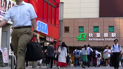 The-view-of-the-Akihabara-station-and-walking-people