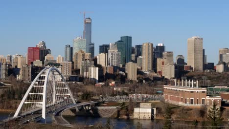 Timelapse-of-the-City-of-Edmonton-on-a-midday-weather