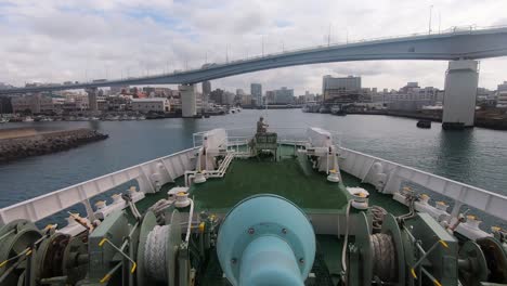 Time-Lapse-of-ferry-cruising-across-bay-into-port