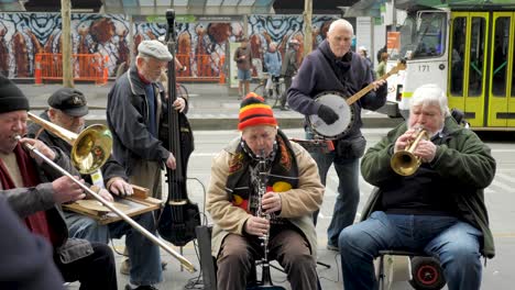 eledery-group-busking---street-performance-in-melbourne-CBD-a-group-of-busker