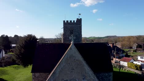 St-Mary's-Church-in-Chartham,-Kent,-UK