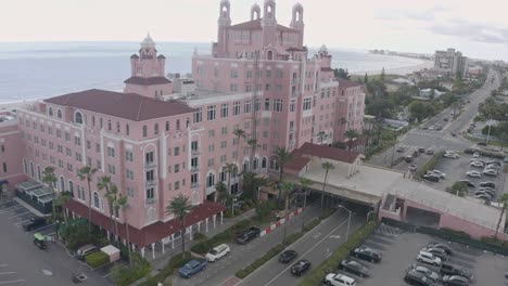 Don-CeSar-exclusive-hotel-on-St-Pete-Beach-facade-aerial-view,-Florida,-USA
