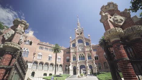 Medieval-royal-Hospital-de-la-Santa-Creu-Sant-Pau