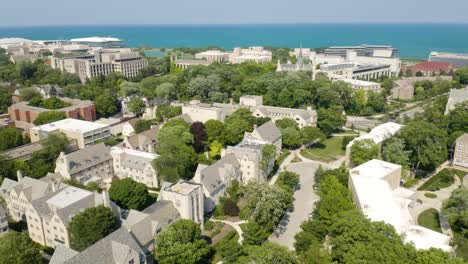 Drone-Shot-of-Northwestern-University-in-Evanston,-Illinois