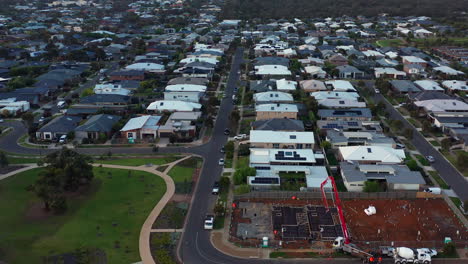 Sitio-De-Construcción-De-Vertido-De-Cemento-Aéreo,-Ocean-Grove-Australia