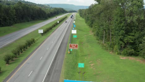 Welcome-to-Georgia-sign-by-interstate-59-highway-in-Dade-County