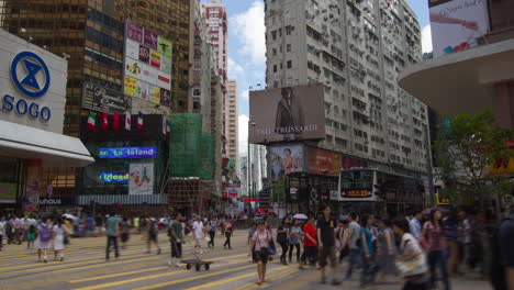 Escena-Diurna-En-Hennessy-Road-En-Causeway-Bay,-Hong-Kong