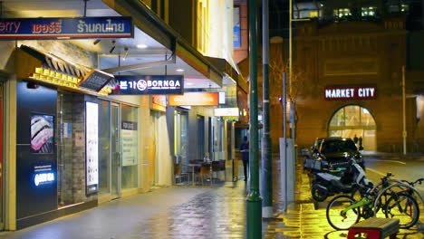 Ciudad-De-Mercado-Por-La-Noche-Durante-El-Cierre-De-Covid-19-En-Haymarket,-Sydney-Cbd,-Nsw,-Australia