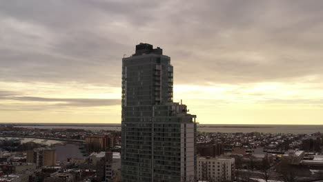 An-aerial-view-of-the-Avalon-Brooklyn-Bay-apartment-building-in-Brooklyn-on-a-cloudy-day-in-the-winter