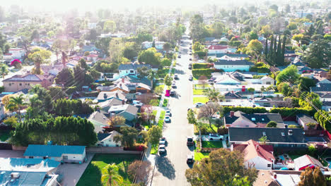Panoramic-view-of-Los-Angeles,-Burbank,-California.-Aerial