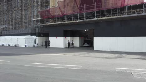 Armed-Policeman-Standing-Guard-At-Entrance-To-Victoria-Tower-For-State-Opening-Of-Parliament-In-Westminster