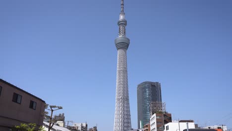 Beautiful-Skytree-Tower-of-Tokyo-with-reflection-in-river,-Japan
