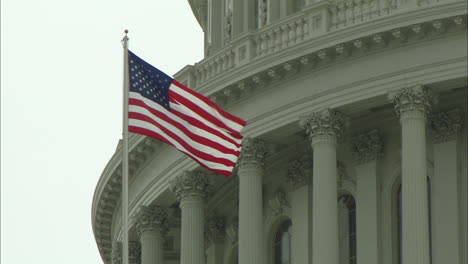 Flag-Waves-In-The-Breeze,-Left-To-Right,-At-U