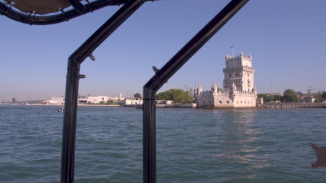 Blick-Auf-Das-Stadtbild-Von-Belem-Tower-Vom-Fluss