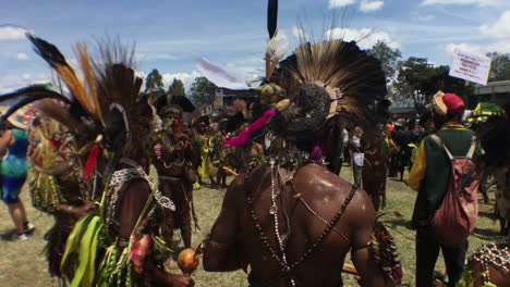 Stamm-Von-Papua-Neuguinea-Tanzt-Beim-Singsing-Festival