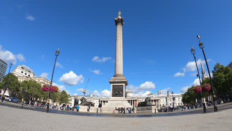 London-England,-Circa:-Trafalgar-Square-In-London-City,-England,-Uk