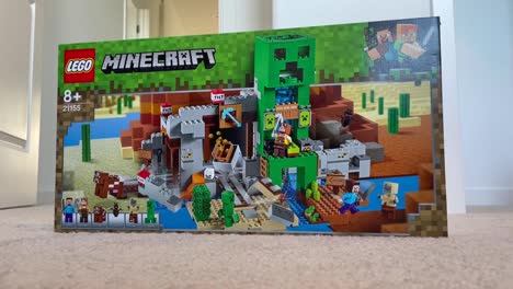 Lego-Minecraft-Bauset-Für-Kinder-Ab-8-Jahren