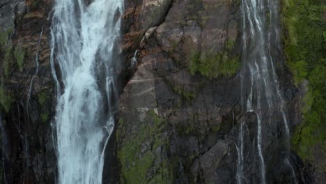 Ohko-Waterfall,-Yakushima