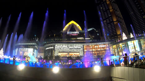Bangkok,Thailand---12-Dec-2020-Dancing-fountain-show-in-Iconsiam,the-longest-water-dance-in-Southeast-Asia-of-light-colour-and-sound,a-new-global-landmark,Iconsiam-newest-shopping-mall-in-bangkok