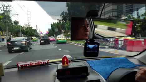 Taxifahren-In-Bangkok-Während-Der-Hauptverkehrszeit-Kann-Eine-Schreckliche-Erfahrung-Sein