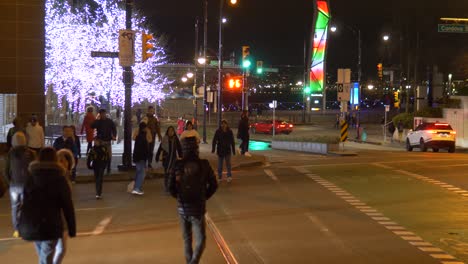 Winter-street-crossing-view-of-pedestrian-in-Vancouver-evening-time