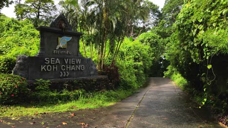 Editorial-Aufnahmen-Des-Sea-View-Resort-In-Koh-Chang,-Dem-Resort,-In-Dem-Ein-US-Bürger-Festgenommen-Und-Angeklagt-Wurde,-Auf-Trip-Advisor-Und-Google-Negative-Bewertungen-über-Das-Resort-Geschrieben-Zu-Haben