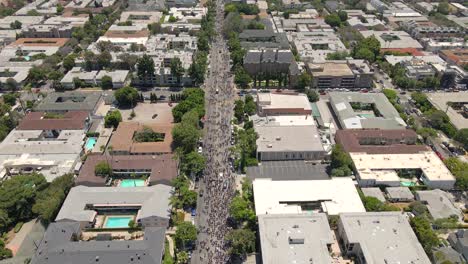 Aerial-4K-footage-of-Black-Lives-Matter-protest-in-Los-Angeles,-California,-USA