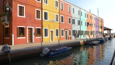 Stadtbild-Von-Burano,-Venedig,-Italien