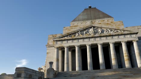 Santuario-Del-Recuerdo,-Día-De-Anzac-De-Melbourne,-Desfile-De-Anzac