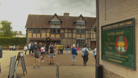 Lugar-De-Nacimiento-Y-Primera-Casa-De-Shakespeare,-Stratford-Upon-Avon,-Warwickshire,-Inglaterra