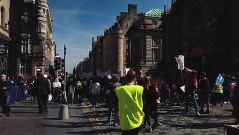 Milla-Real,-Edimburgo,-Escocia,-20-De-Septiembre-De-2019,-Marcha-Para-Exigir-Una-Acción-Urgente-Sobre-El-Cambio-Climático