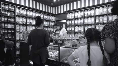 Victorian-old-fashioned-sweet-shop