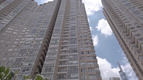 stabilized-shot-showing-saigon-pearl-and-landmark-81-developments-which-are-ultra-modern-and-prestigious-residential-apartment-buildings-located-on-the-saigon-river-in-ho-chi-minh-city-Vietnam