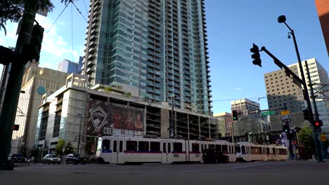 Light-rail-in-the-streets-of-Denver-downtown