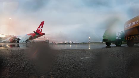 Malta-Flughafen-Im-Regen-Zeitraffer